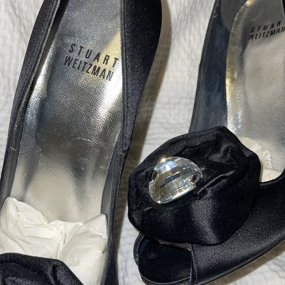NEW Stuart Weitzman Black Satin & Swarovski Chrome-Heeled Peep-Toe Pumps Sz 6.5 - Picture 13 of 15